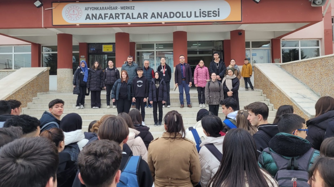 Kazanım Değerlendirme Sınavında Başarılı Olan Öğrenciler Tebrik Edildi 